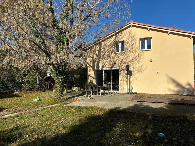 Maison - 144 m² - 6 pièces