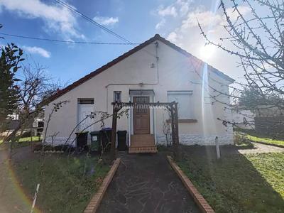 Maison - 101 m² - 6 pièces