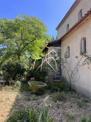 Maison ancienne - 180 m² - 6 pièces