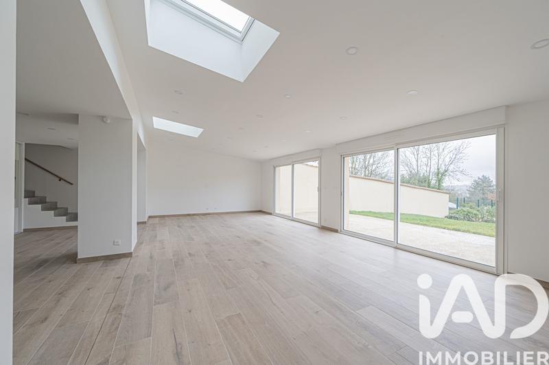 Maison - 184 m² - 7 pièces