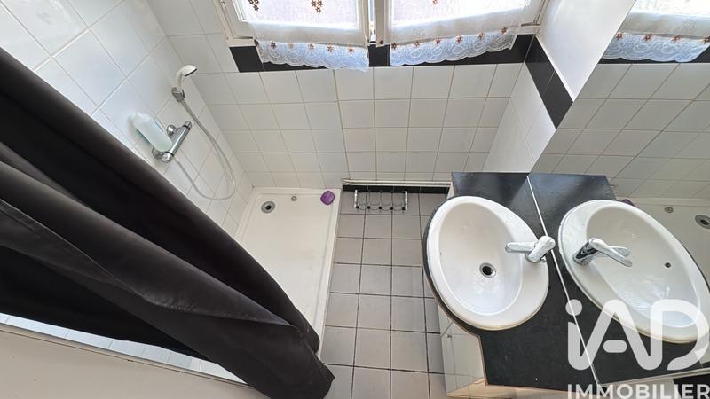 Maison - 86 m² - 5 pièces