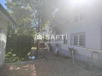 Maison - 192 m² - 8 pièces