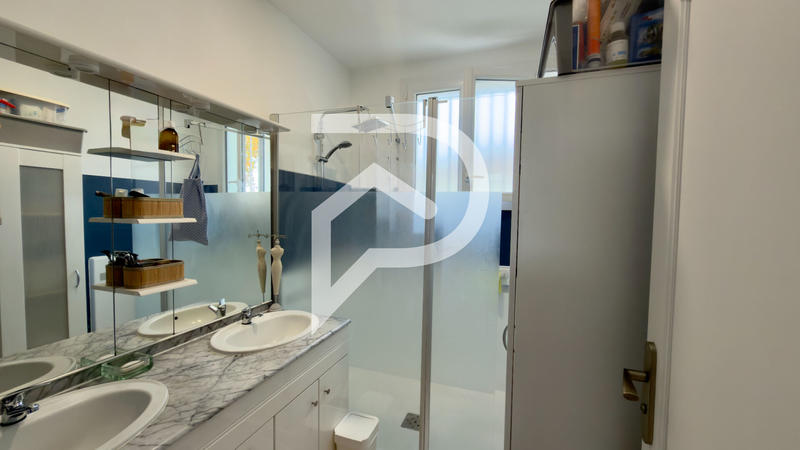 Maison - 128 m² - 6 pièces