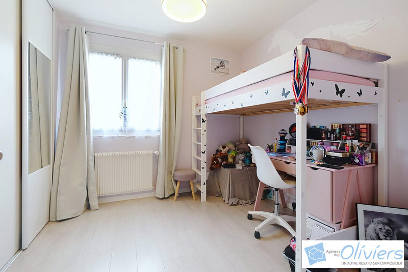 Maison - 81 m² - 5 pièces