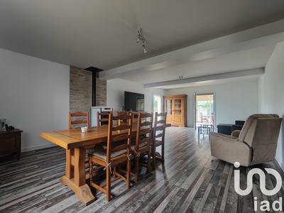 Maison - 217 m² - 8 pièces