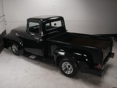 Ford F 100 V8