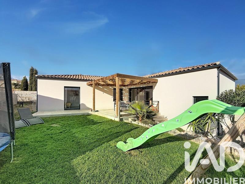 Maison - 102 m² - 4 pièces