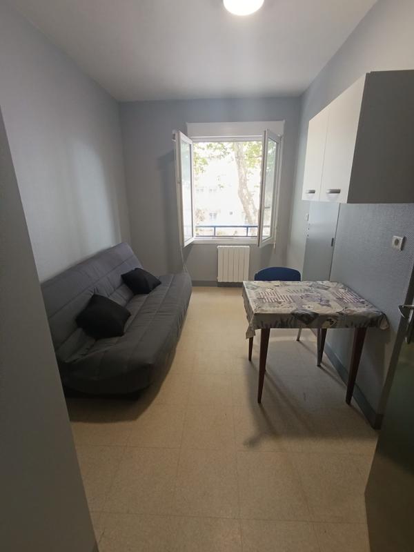 Appartement - 12 m² - 1 pièce