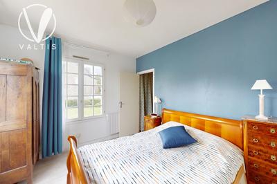 Maison - 99 m² - 5 pièces