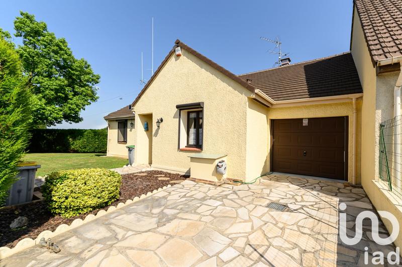Maison - 95 m² - 5 pièces