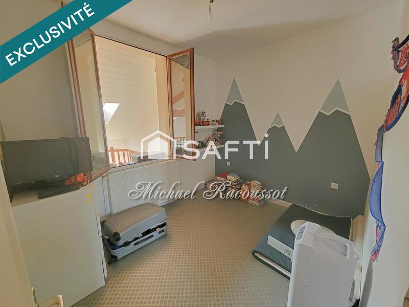 Maison - 164 m² - 8 pièces