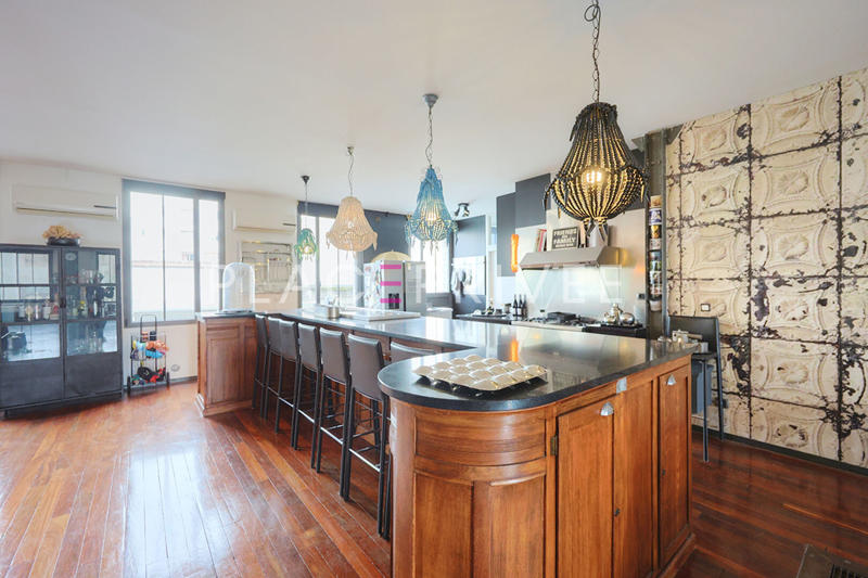 Appartement - 459 m² - 8 pièces