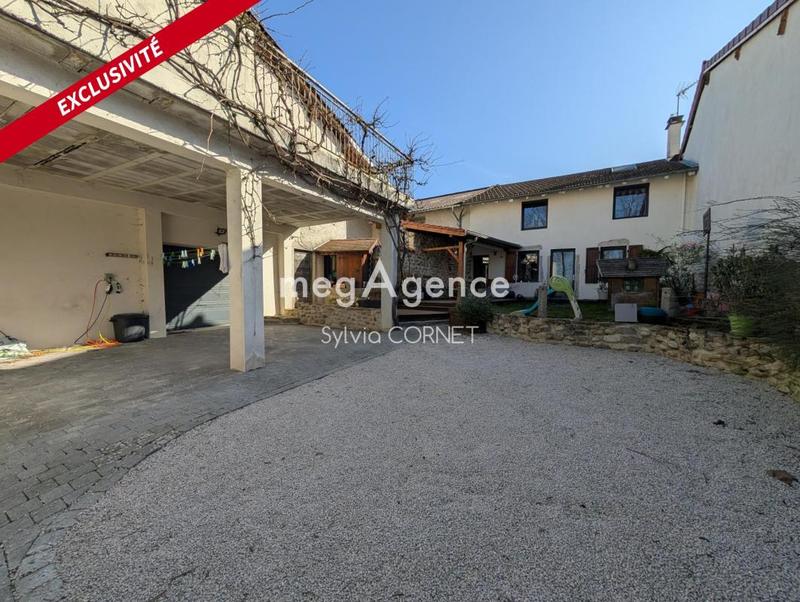 Maison de village - 120 m² - 4 pièces