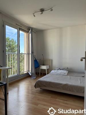 Chambre - 12 m² - 1 pièce