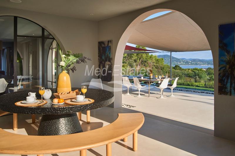 Villa - 550 m² - 10 pièces