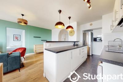 Chambre - 9 m² - 1 pièce