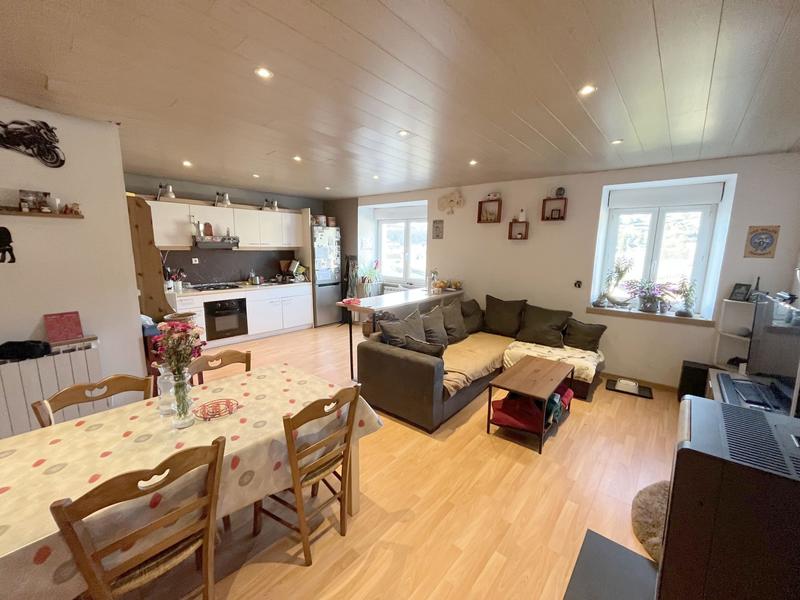 Maison - 104 m² - 7 pièces