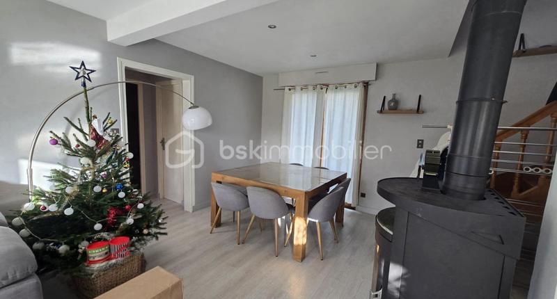 Maison - 128 m² - 6 pièces