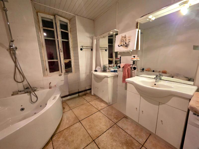 Maison d'architecte - 196 m² - 7 pièces