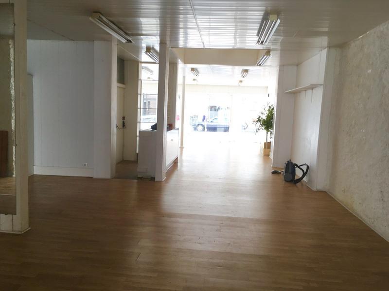 Local commercial - 145 m²