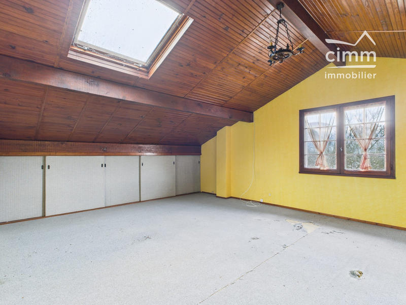 Maison - 174 m² - 6 pièces