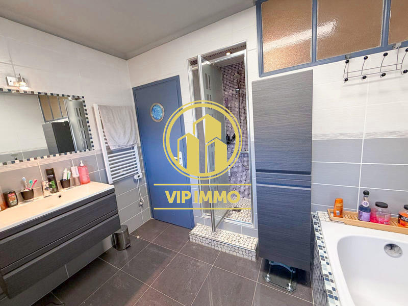 Maison - 83 m² - 4 pièces