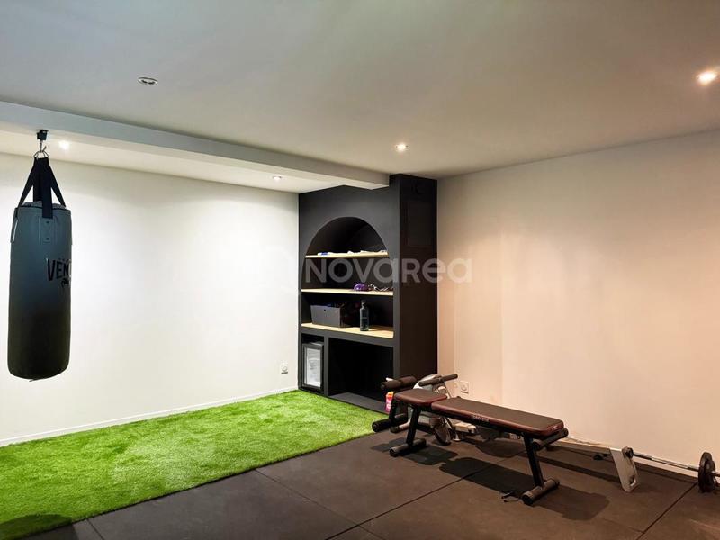 Maison - 169 m² - 11 pièces