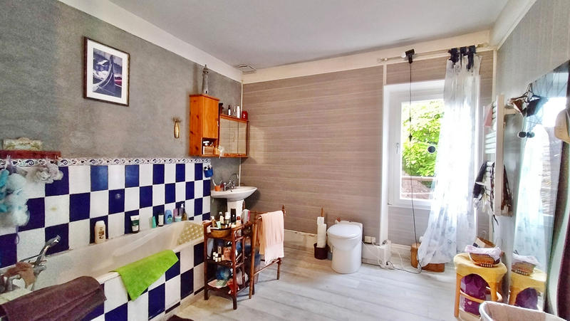 Maison - 111 m² - 4 pièces