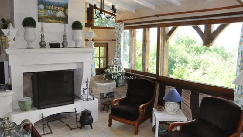 Maison - 274 m² - 13 pièces