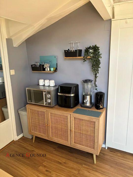 Studio - 11 m² - 1 pièce