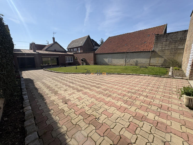 Maison - 80 m² - 5 pièces