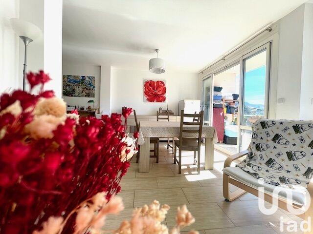 Appartement - 71 m² - 3 pièces