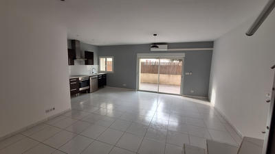 Appartement - 85 m² - 3 pièces