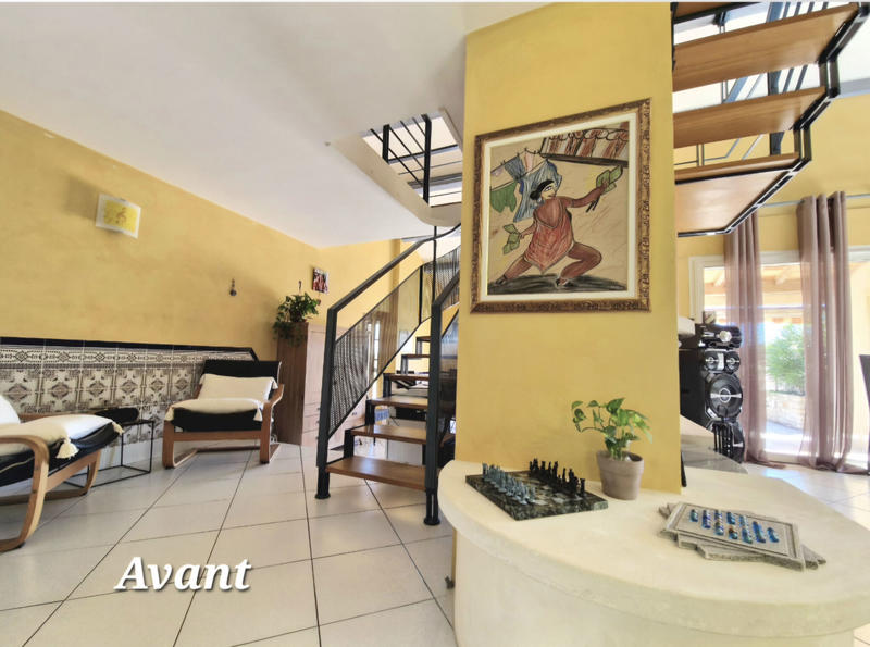 Maison - 287 m² - 10 pièces