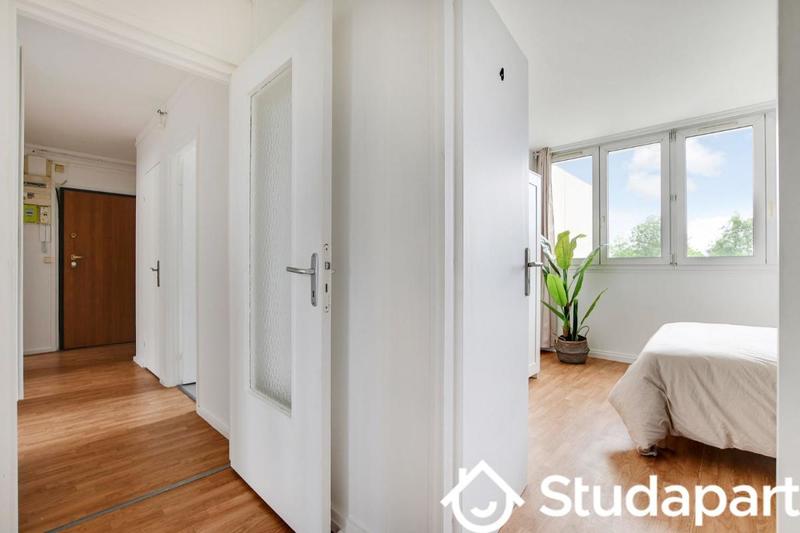 Chambre - 10 m² - 1 pièce