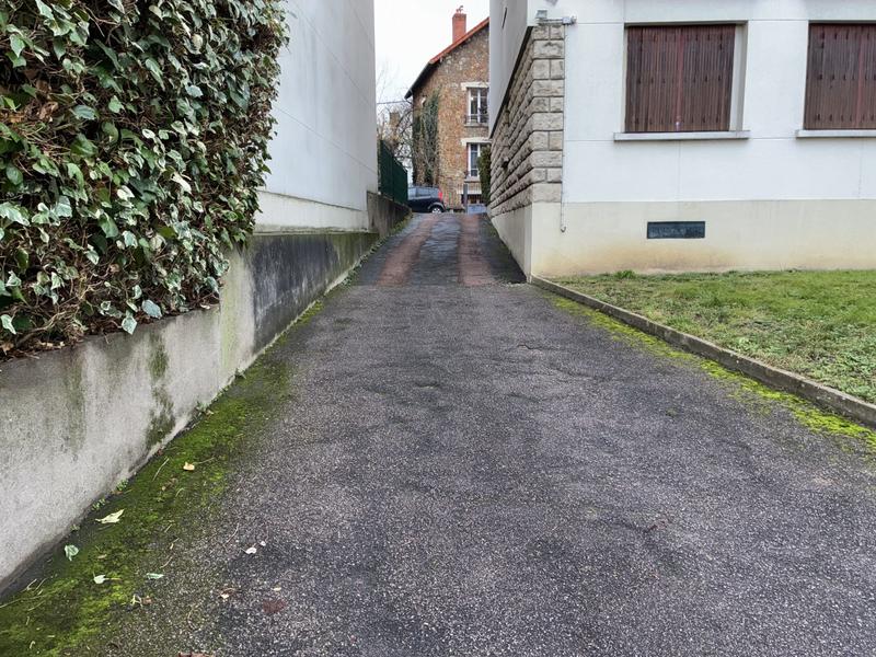 Parking / Garage - 14 m²