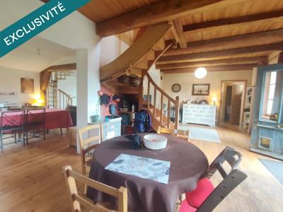 Maison - 110 m² - 7 pièces