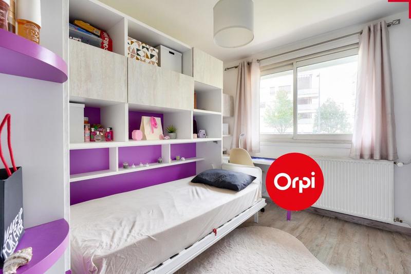 Appartement - 90 m² - 4 pièces