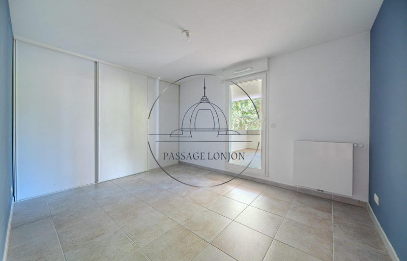 Appartement - 95 m² - 4 pièces