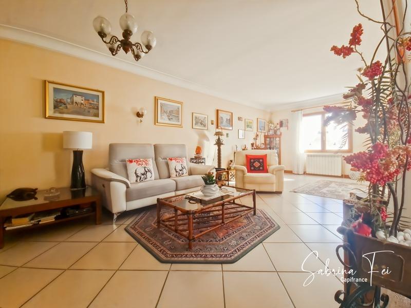 Maison - 163 m² - 6 pièces