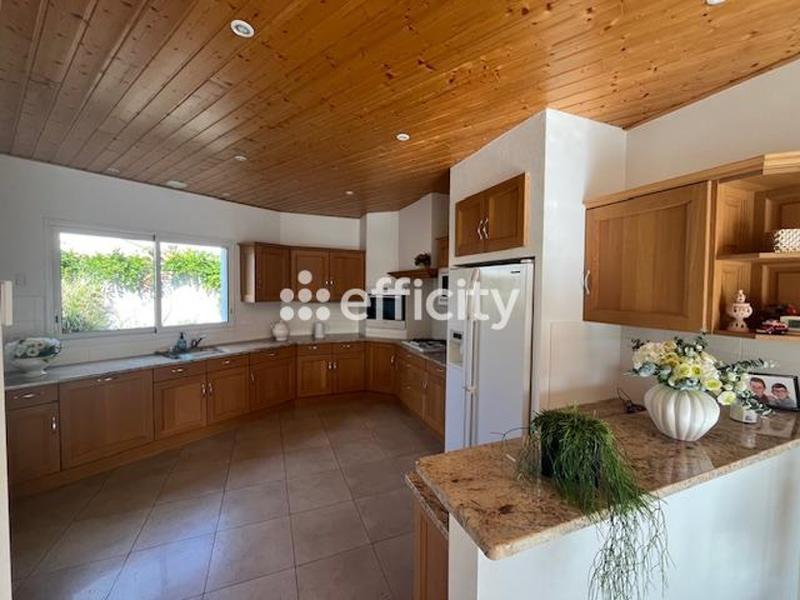 Pavillon - 165 m² - 5 pièces