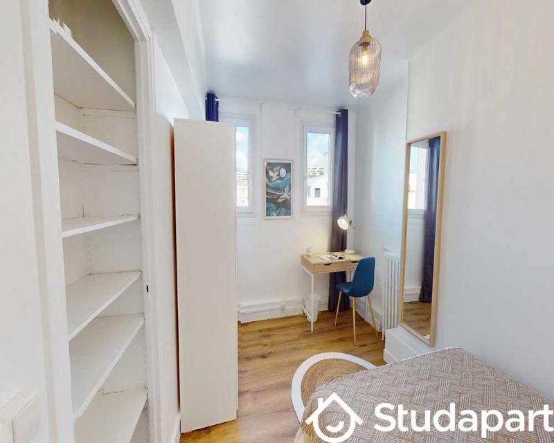 Chambre - 110 m² - 1 pièce