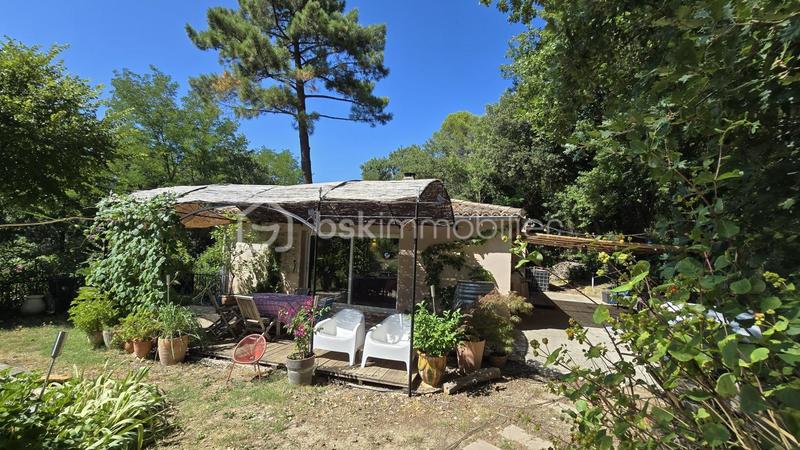 Maison traditionnelle - 136 m² - 5 pièces