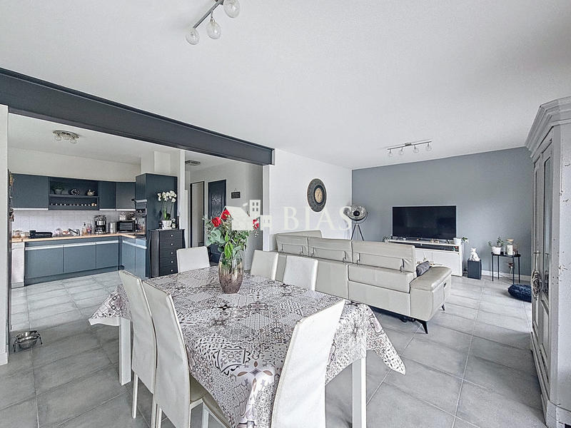 Maison - 122 m² - 5 pièces