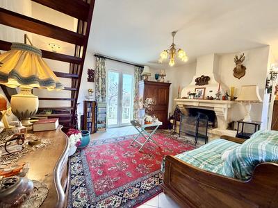 Maison - 108 m² - 4 pièces