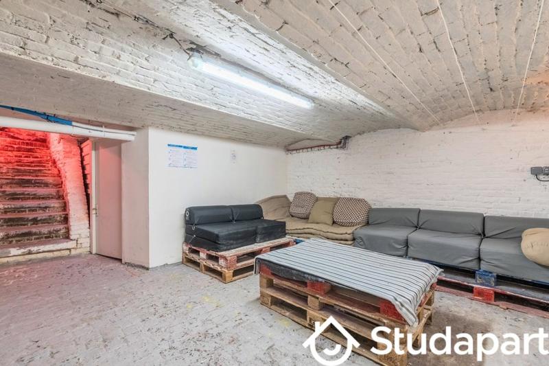 Chambre - 11 m² - 1 pièce