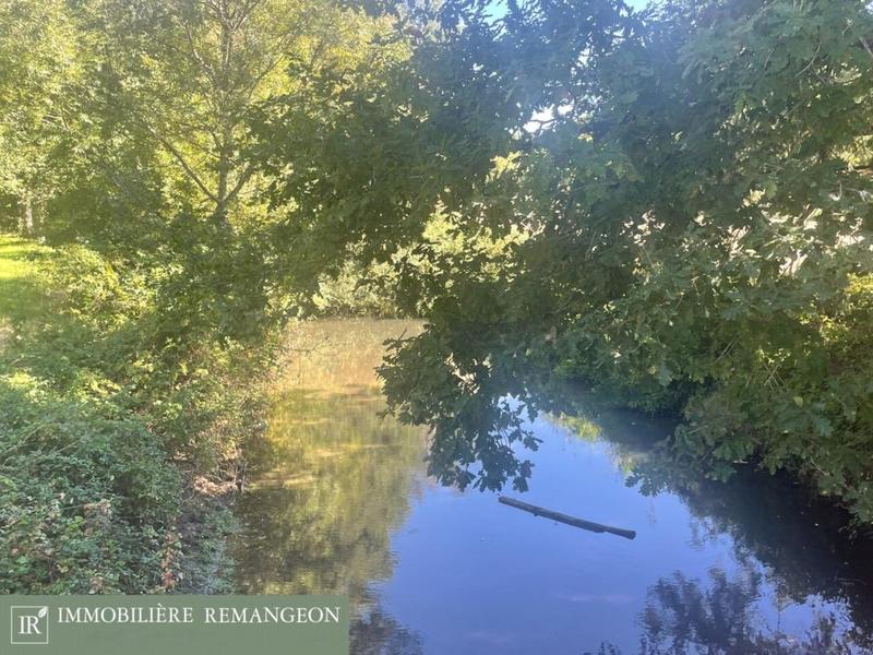 Propriété - 338 m² - 8 pièces