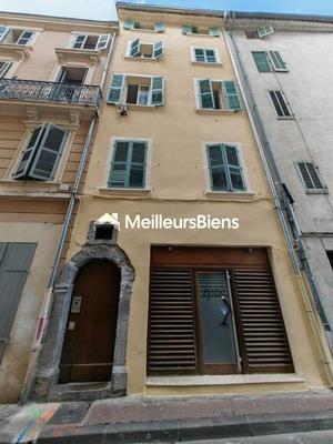 Immeuble - 350 m² - 19 pièces