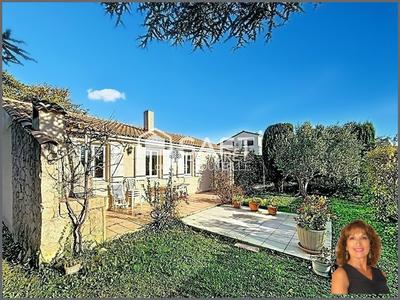 Maison - 93 m² - 5 pièces