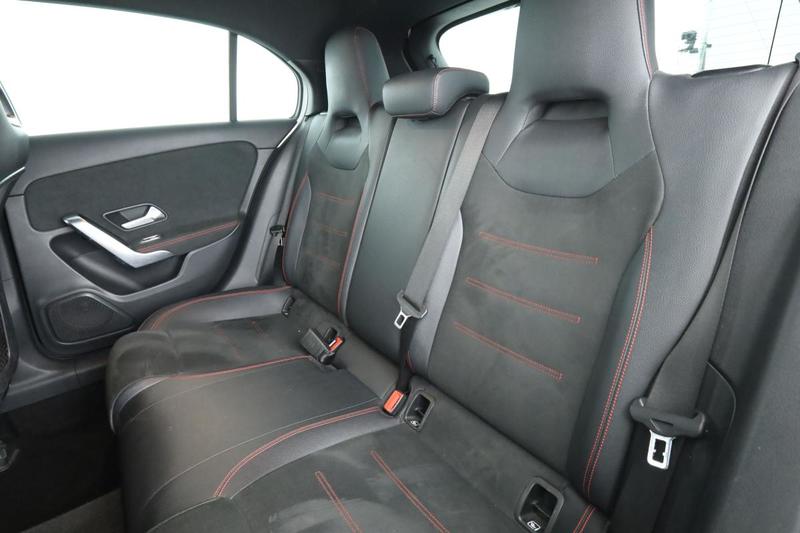 Mercedes Classe a 180 Amg Line 136 ch